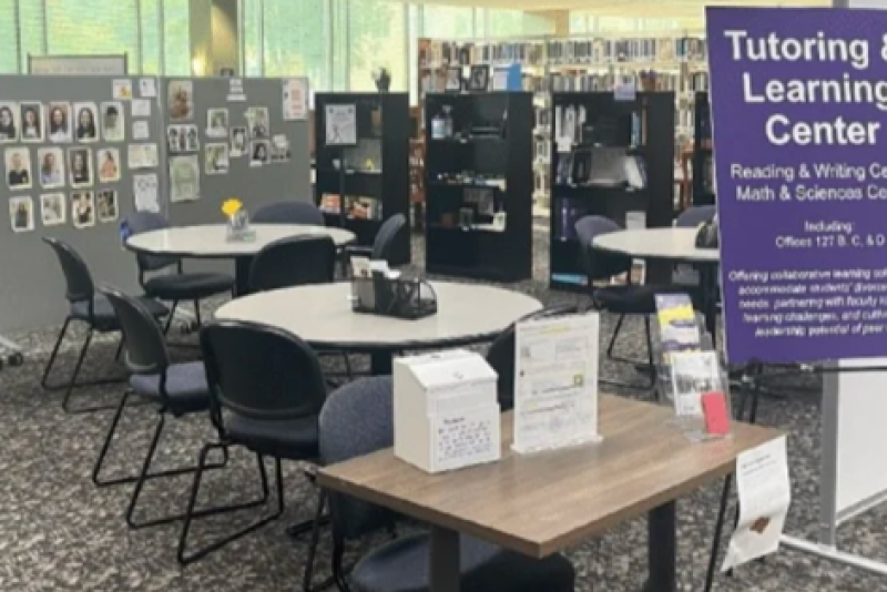 Tutoring and Learning Center in the Library